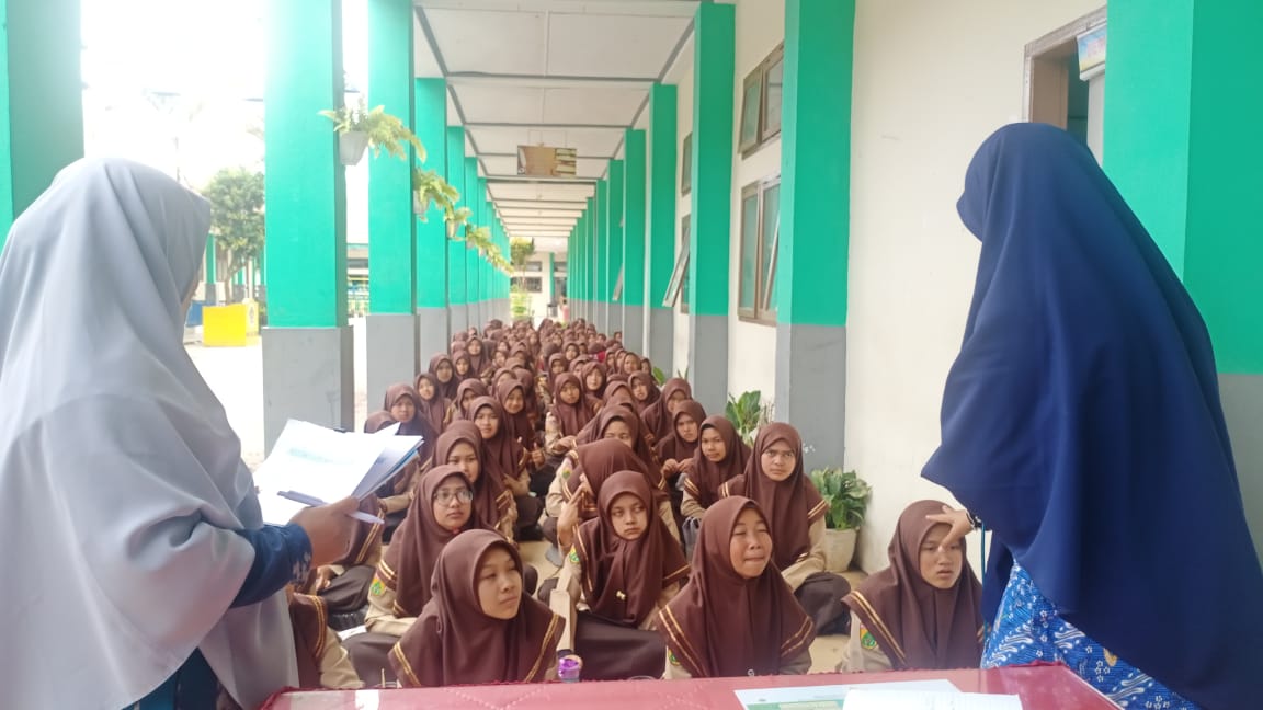 Kajian Keputrian: Syahadatain Kajian Keputrian: Syahadatain