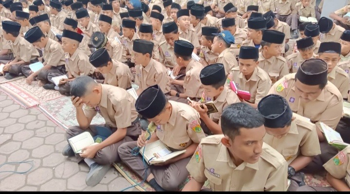 Membaca Yasin
