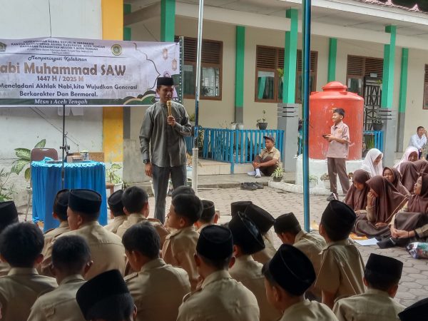 "Meneladani Akhlak Rasulullah, MTsN 1 Aceh Tengah Wujudkan Generasi Berkarakter dan Bermoral"
