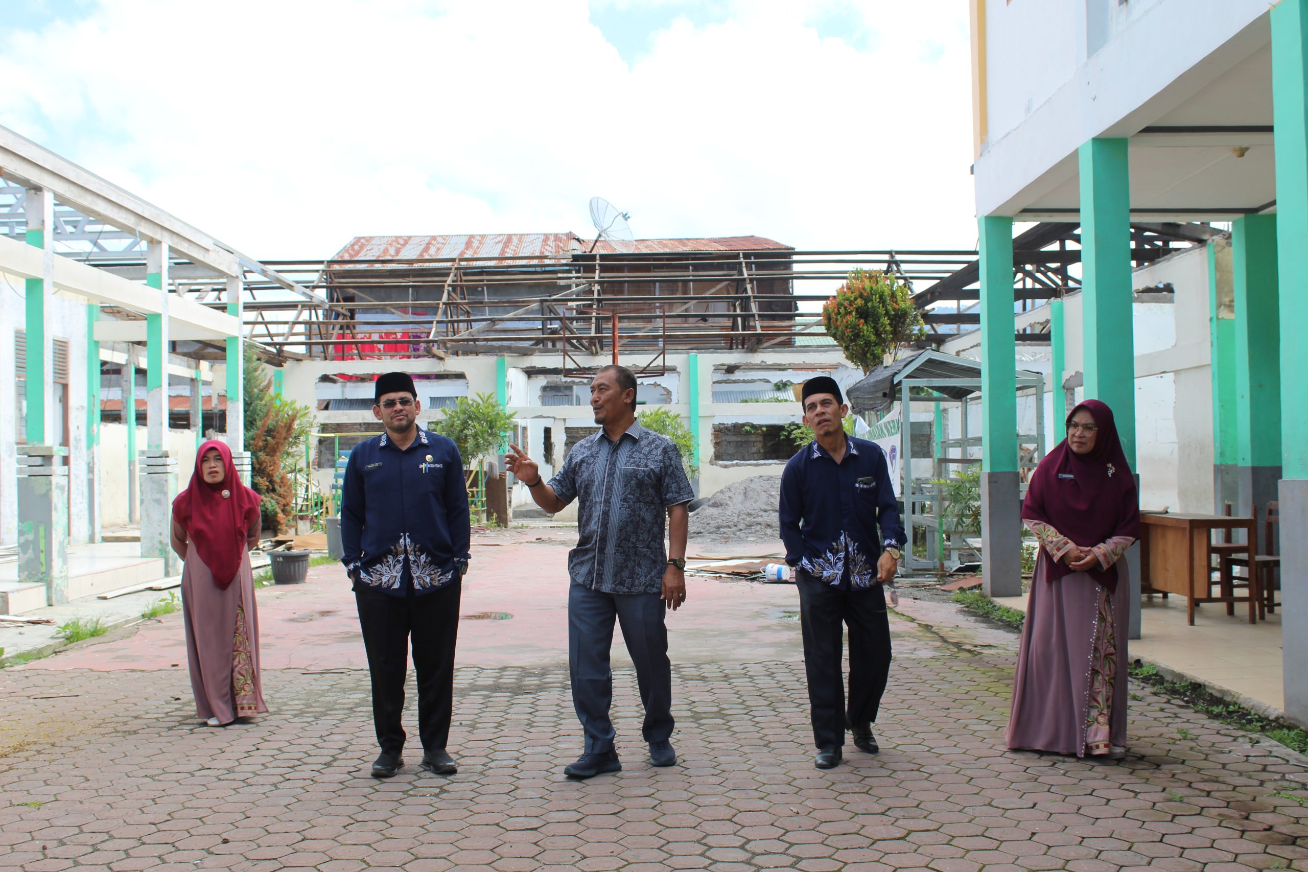 Kanwil Kemenag Aceh Laksanakan Monev Progres PHTC di MTsN 1 Aceh Tengah Tahun 2025 Kanwil Kemenag Aceh Laksanakan Monev Progres PHTC di MTsN 1 Aceh Tengah Tahun 2025